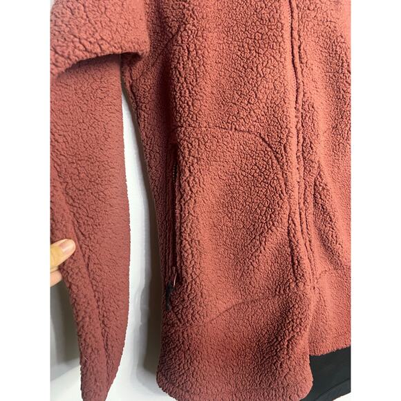 Columbia CSC Sherpa Fleece Hooded Jacket Size Medium in Beetroot - Picture 4 of 6